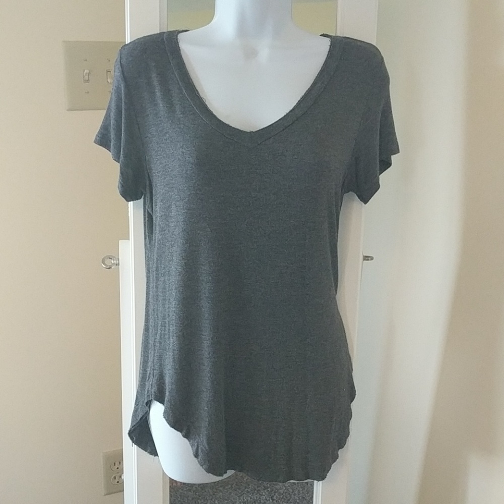 Distressed vneck tee